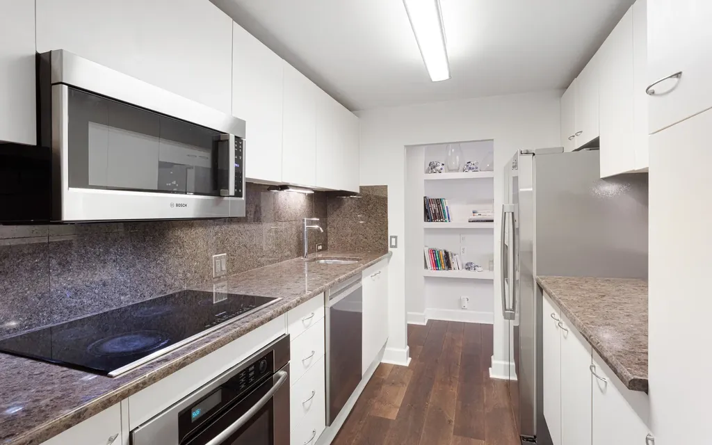 110 East Delaware Place Chicago IL 60611