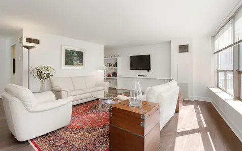 110 East Delaware Place Chicago IL 60611