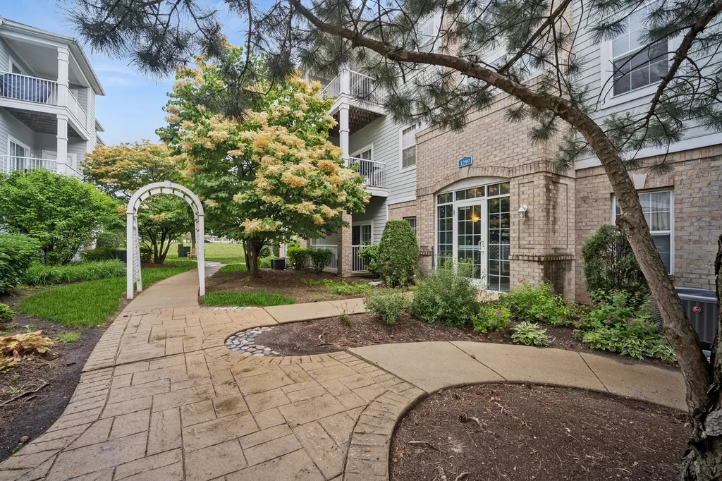 1299 West Lake Street Addison IL 60101