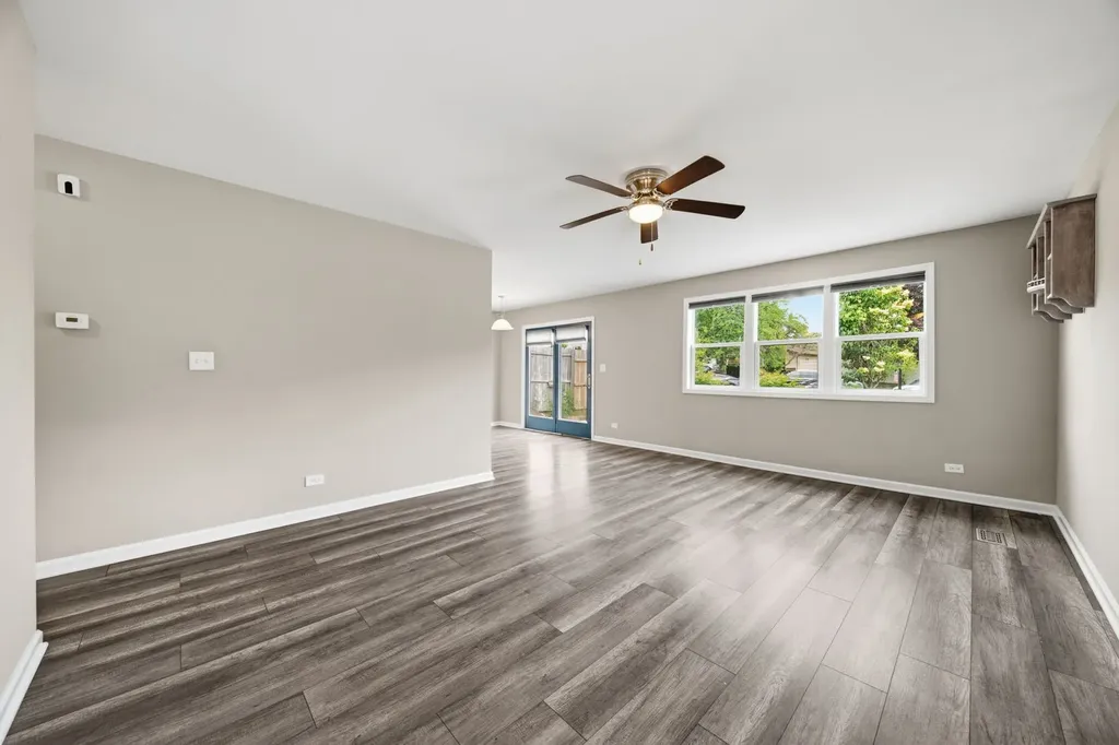 225 Mill Stream Drive Bolingbrook IL 60440