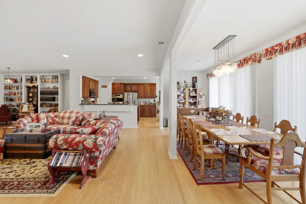 13410 Abbington Drive Huntley IL 60142