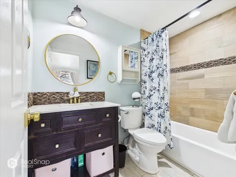 113 West Brandon Court Palatine IL 60067