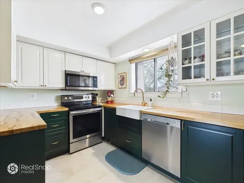 113 West Brandon Court Palatine IL 60067