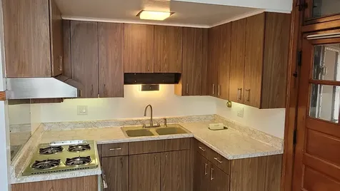 5228 West Hutchinson Street Chicago IL 60641