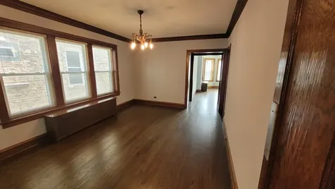 5228 West Hutchinson Street Chicago IL 60641