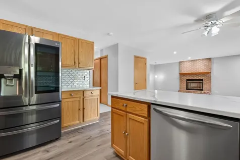 130 Fairfield Drive Romeoville IL 60446