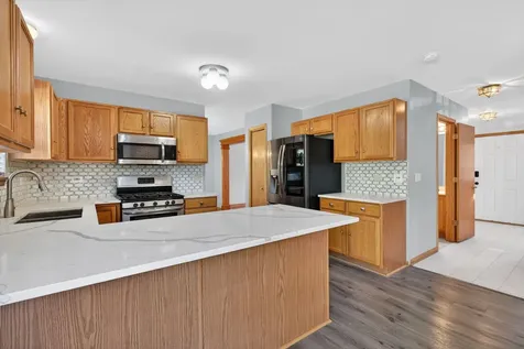 130 Fairfield Drive Romeoville IL 60446