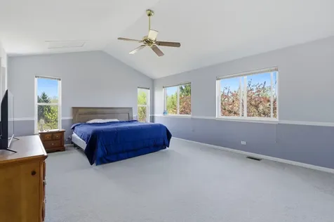 284 Northwind Drive Lake Villa IL 60046