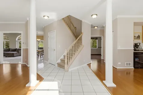284 Northwind Drive Lake Villa IL 60046