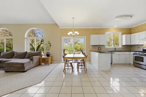 284 Northwind Drive Lake Villa IL 60046