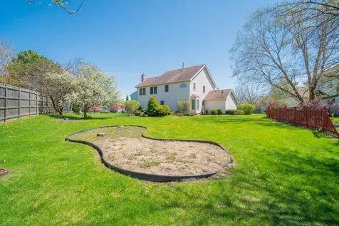 465 Thacker Court Schaumburg IL 60173