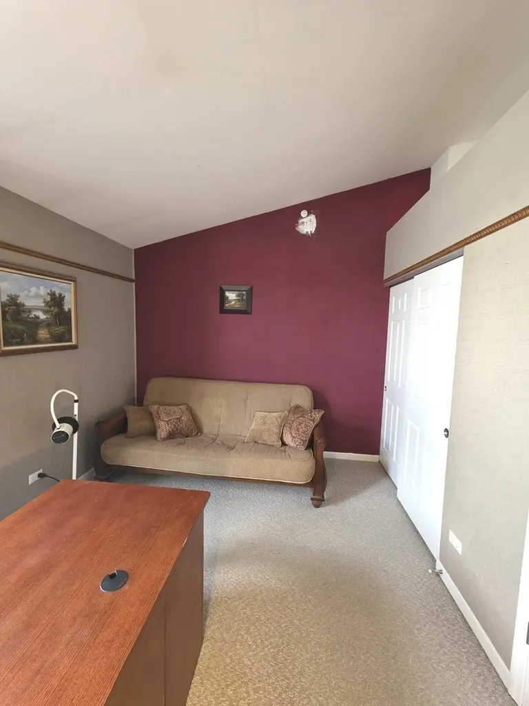 8019/8021 Lincoln Avenue Skokie IL 60077