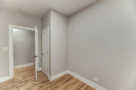 7944 South Ellis Avenue Chicago IL 60619