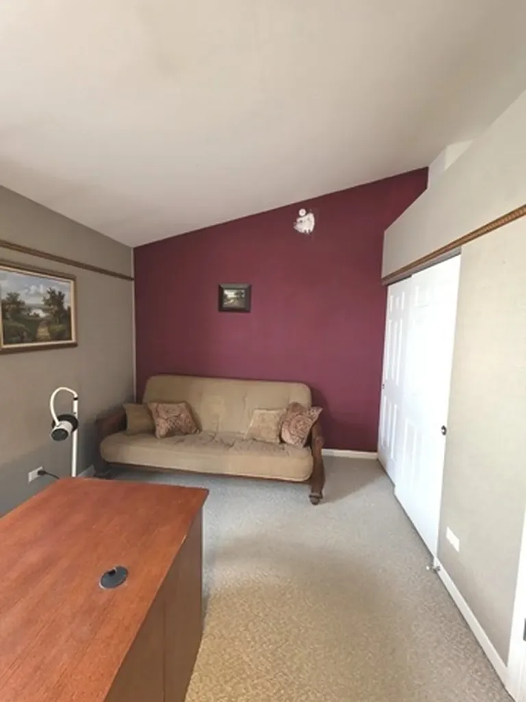 8019/8021 Lincoln Avenue Skokie IL 60077
