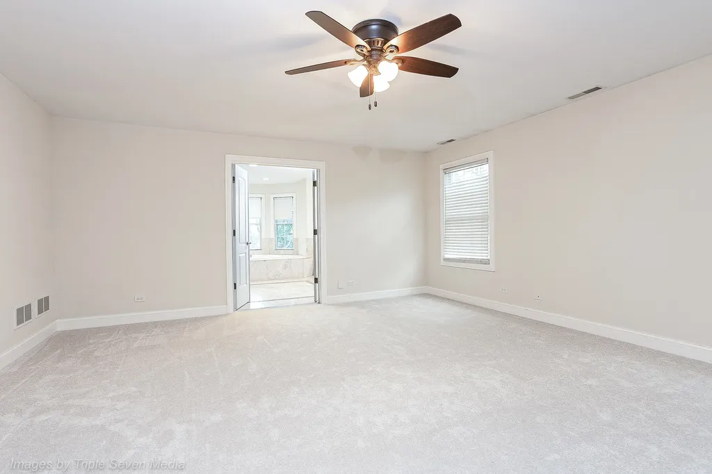 831 North Yale Avenue Villa Park IL 60181