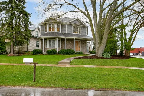 831 North Yale Avenue Villa Park IL 60181
