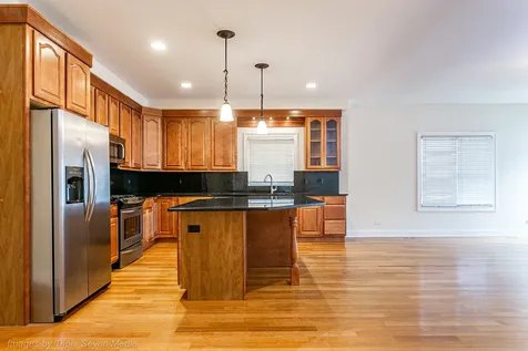 831 North Yale Avenue Villa Park IL 60181