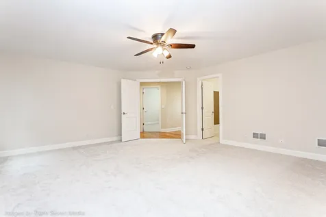 831 North Yale Avenue Villa Park IL 60181