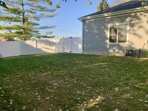 831 North Yale Avenue Villa Park IL 60181