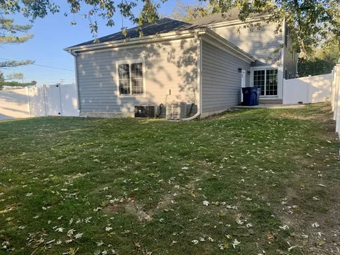 831 North Yale Avenue Villa Park IL 60181