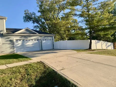 831 North Yale Avenue Villa Park IL 60181