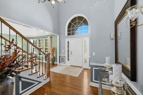 1139 Magnolia Road Mundelein IL 60060