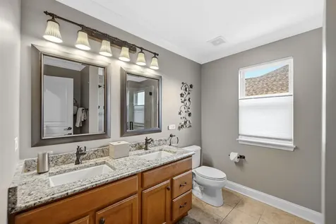 1139 Magnolia Road Mundelein IL 60060