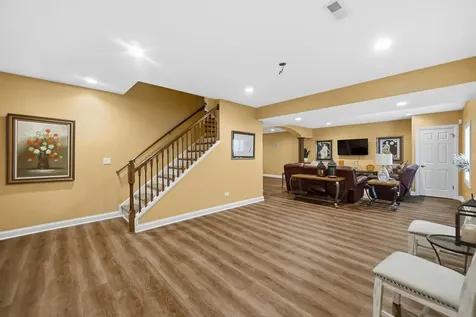 1139 Magnolia Road Mundelein IL 60060