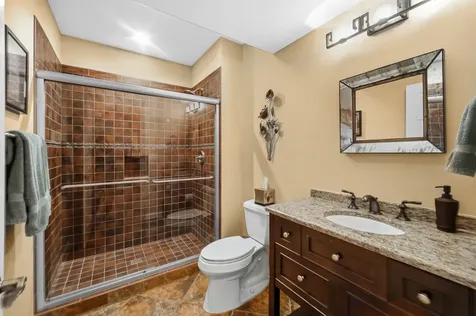 1139 Magnolia Road Mundelein IL 60060