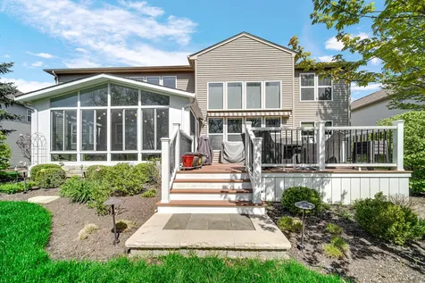 1139 Magnolia Road Mundelein IL 60060