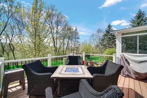 1139 Magnolia Road Mundelein IL 60060