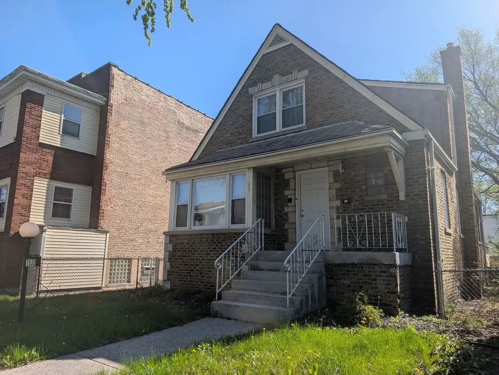 7933 South Harvard Avenue Chicago IL 60620