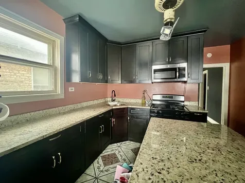 2511 Elmwood Avenue Berwyn IL 60402