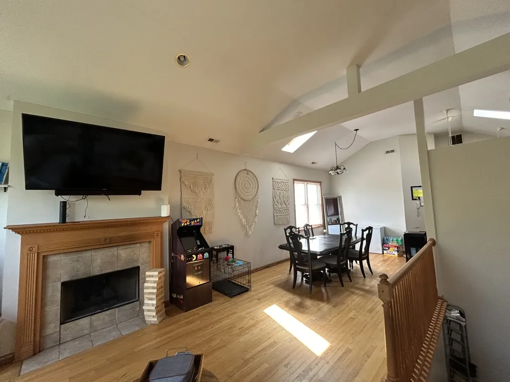 5642 South Prairie Avenue Chicago IL 60637