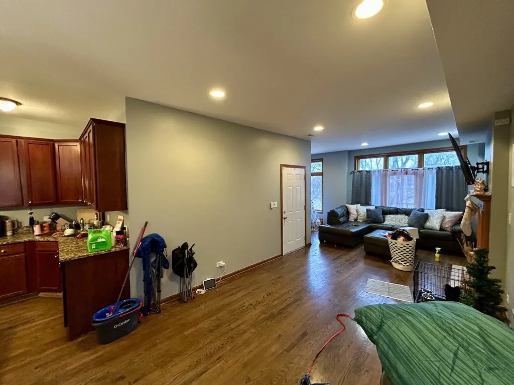 5642 South Prairie Avenue Chicago IL 60637
