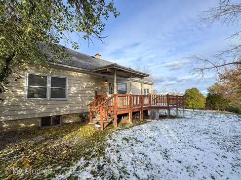 8S057 South Vine Street Burr Ridge IL 60527