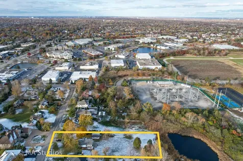 8S057 South Vine Street Burr Ridge IL 60527