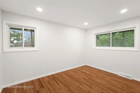 431 West Millers Road Des Plaines IL 60016