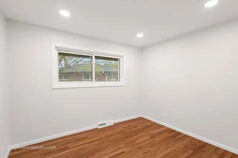 431 West Millers Road Des Plaines IL 60016