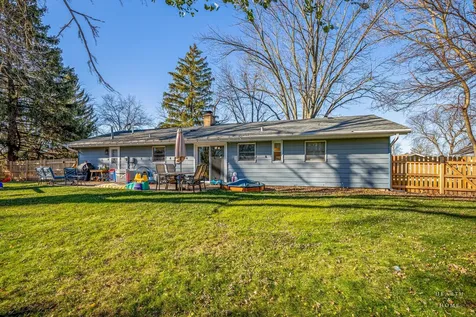 125 Weymouth Court Schaumburg IL 60193