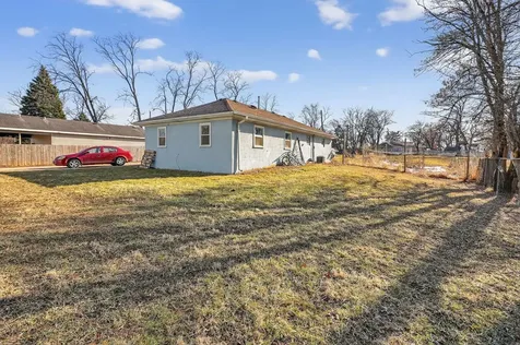 325 Oldfield Road Downers Grove IL 60516