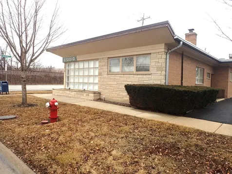 1818 East Northwest Highway Arlington Heights IL 60004
