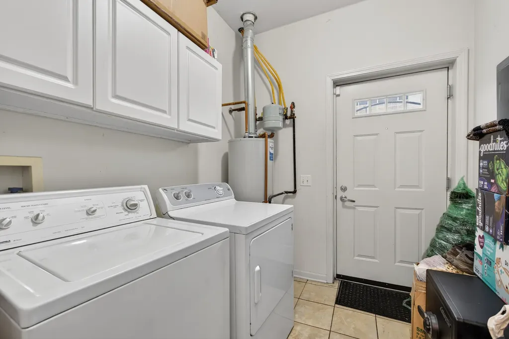 16 West 36th Street Chicago IL 60609