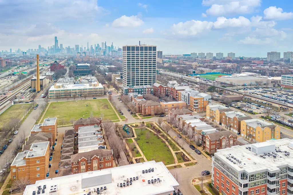 16 West 36th Street Chicago IL 60609