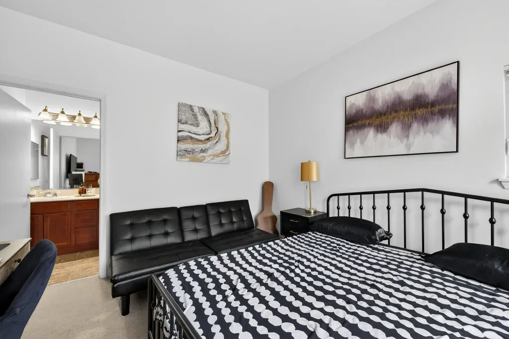 16 West 36th Street Chicago IL 60609