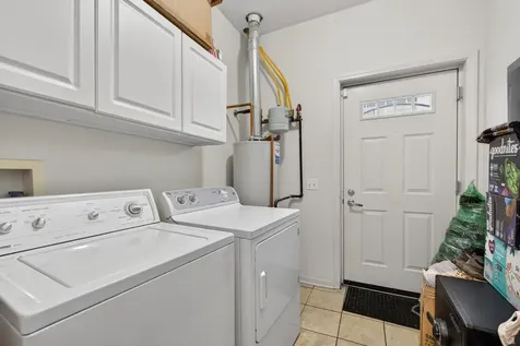 16 West 36th Street Chicago IL 60609
