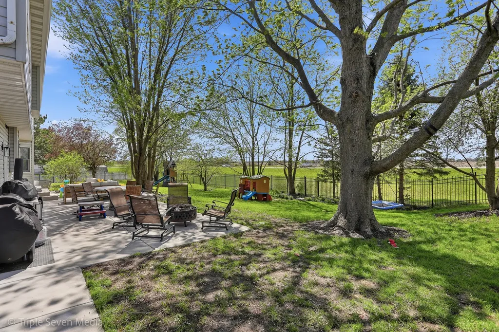 529 Stafford Drive New Lenox IL 60451