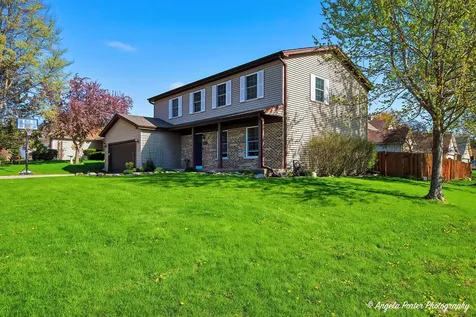 4816 West Courtland Trail Mchenry IL 60050