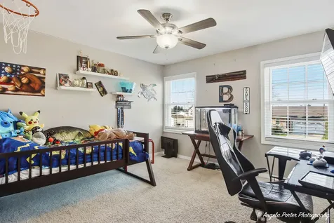 4816 West Courtland Trail Mchenry IL 60050