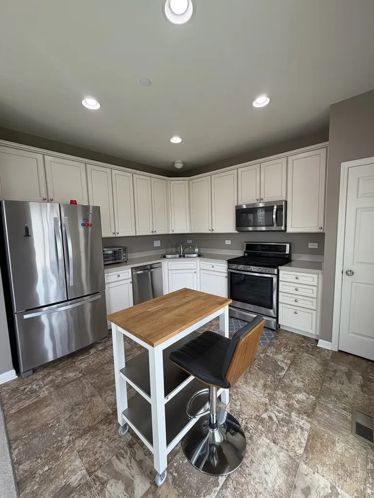 10097 Cummings Street Huntley IL 60142